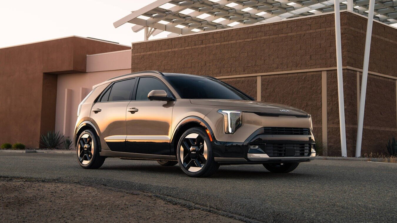 Обновлённый Kia Niro перестал быть электрокаром