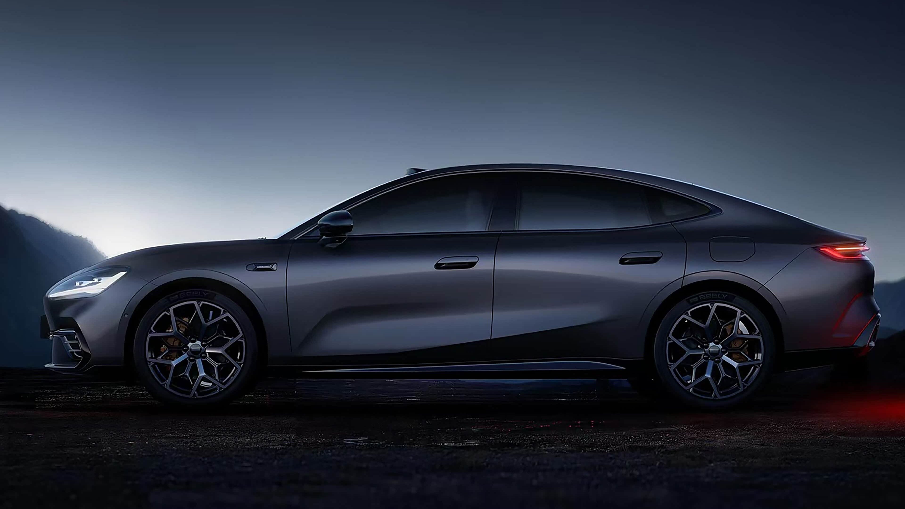 У электроседана Geely Galaxy TT появилась «заряженная» версия Ultra