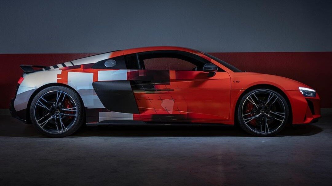 Audi решила попрощаться с суперкаром R8