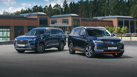 Chery Tiggo 8 Pro e+ против Skywell HT-i: сравнительный тест гибридных кроссоверов из Китая