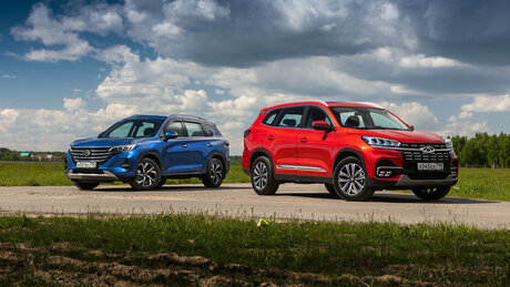 Уже не новости. Chery Tiggo 8 против GAC GS5: сравнительный тест недорогих китайских кроссоверов