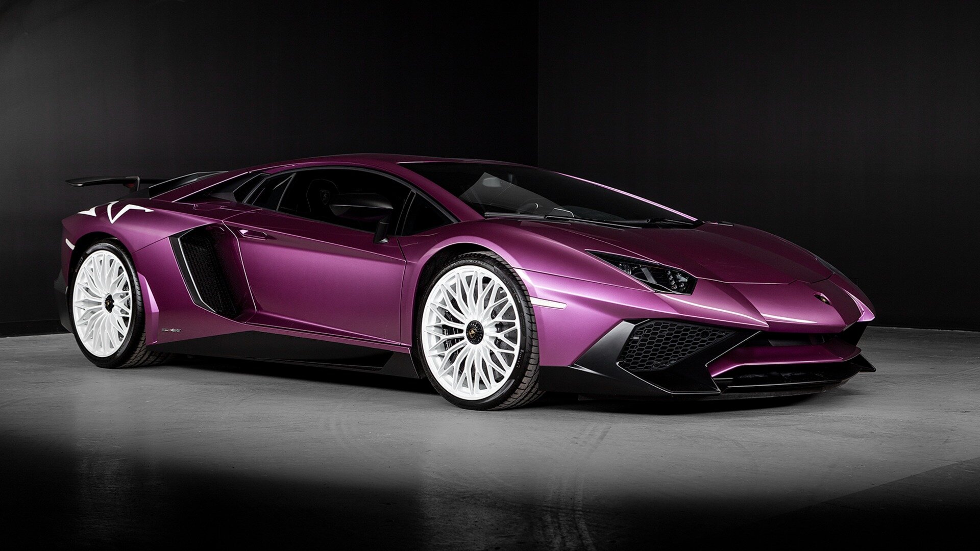 Редкий Lamborghini Aventador без пробега оценили в полмиллиона долларов