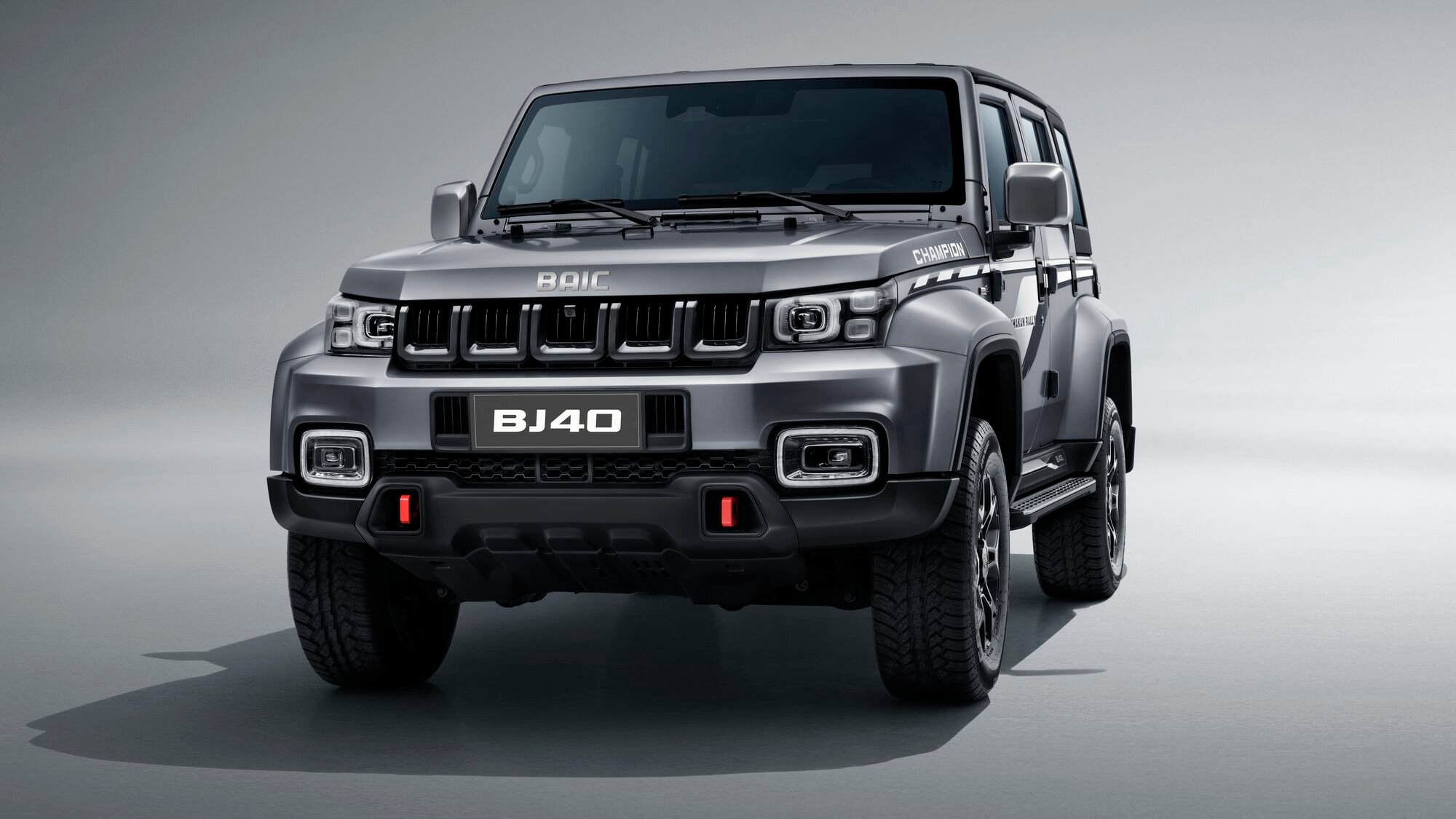 BAIC выпустил лимитированный внедорожник BJ40 в честь победы в ралли: известна цена для России