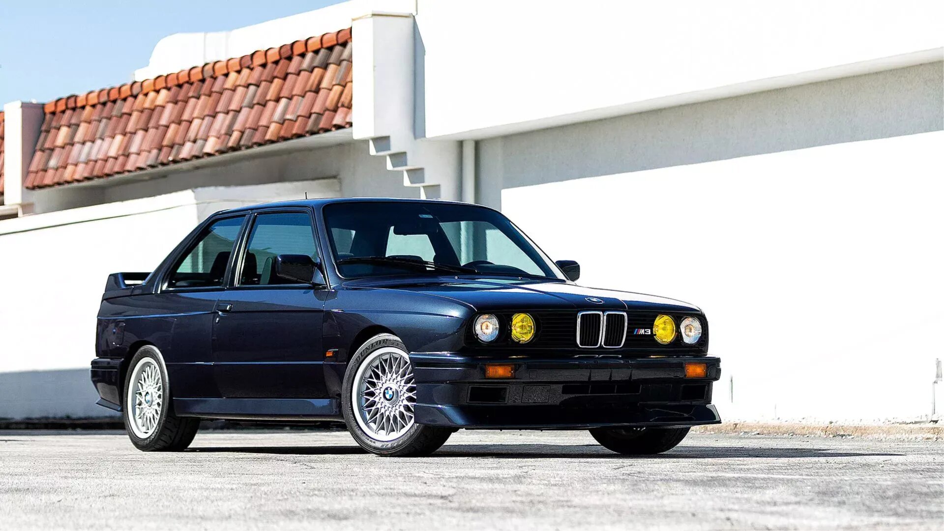 36-летний спорткар BMW M3 хотят продать вдвое дороже нового