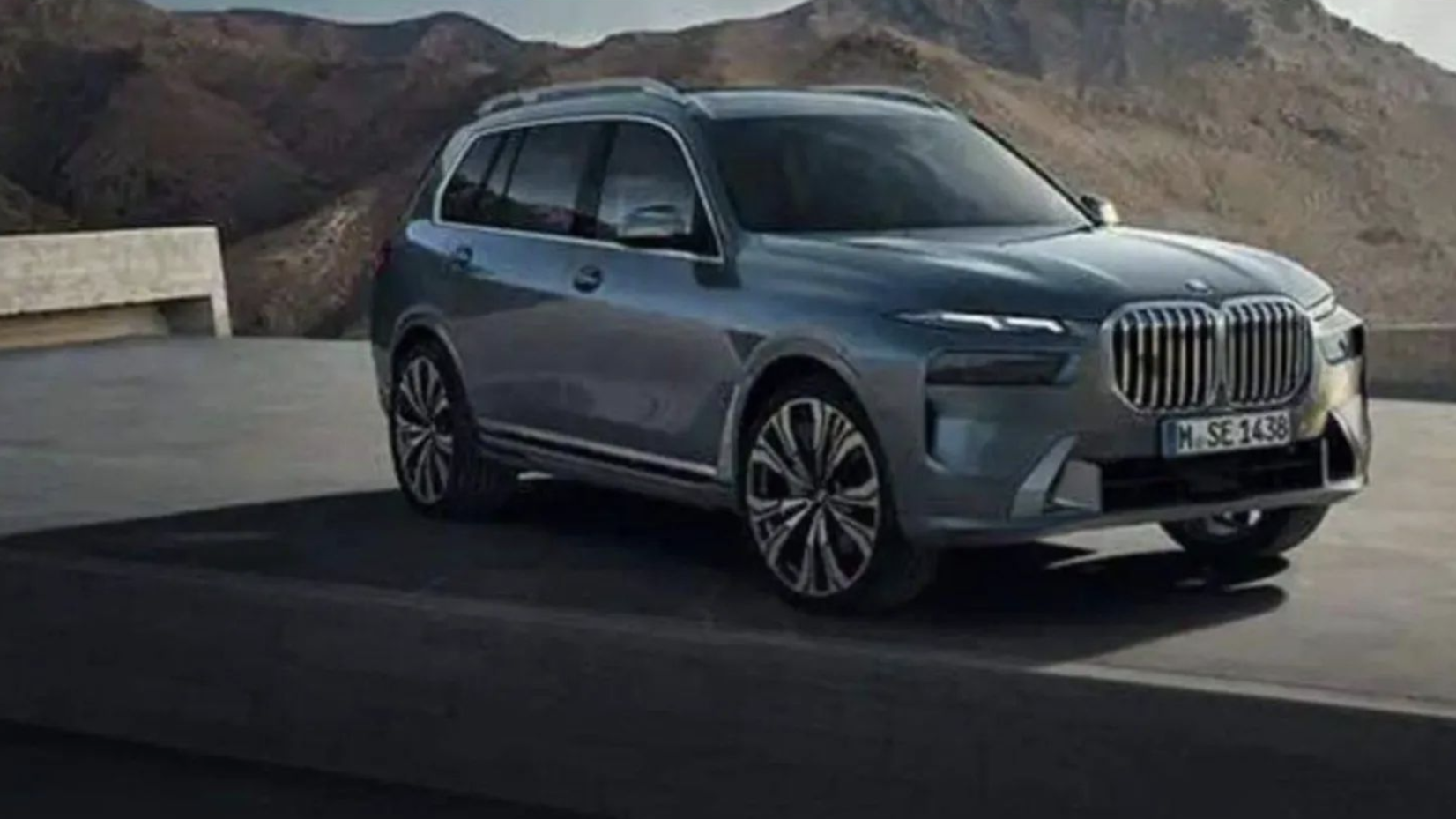 Рассекречен дизайн обновлённого BMW X7