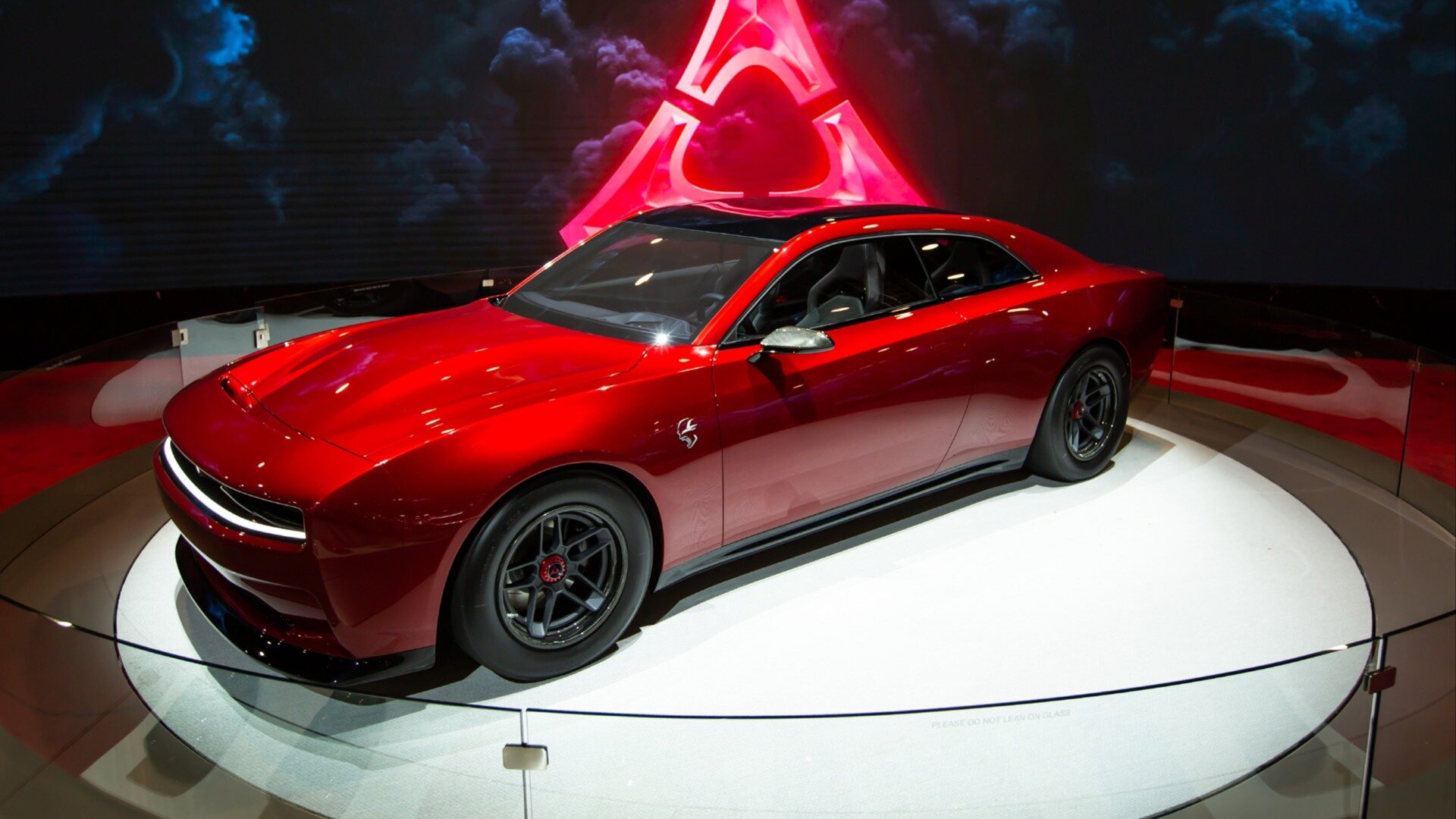 Dodge подтвердил новый Challenger с ДВС, но пока неофициально