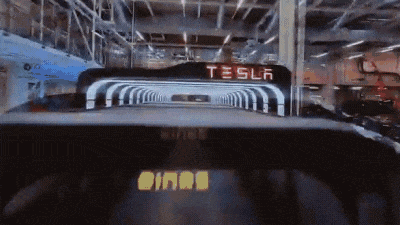 Дрон показал изнутри работу берлинской Гигафабрики Tesla