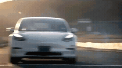 Tesla на автопилоте сбила манекен ребёнка. Три раза подряд