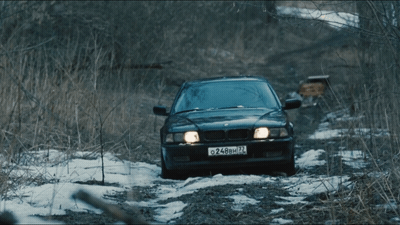 Пятилитровая BMW, которой сильно досталось: факты и ляпы из «Бумера»