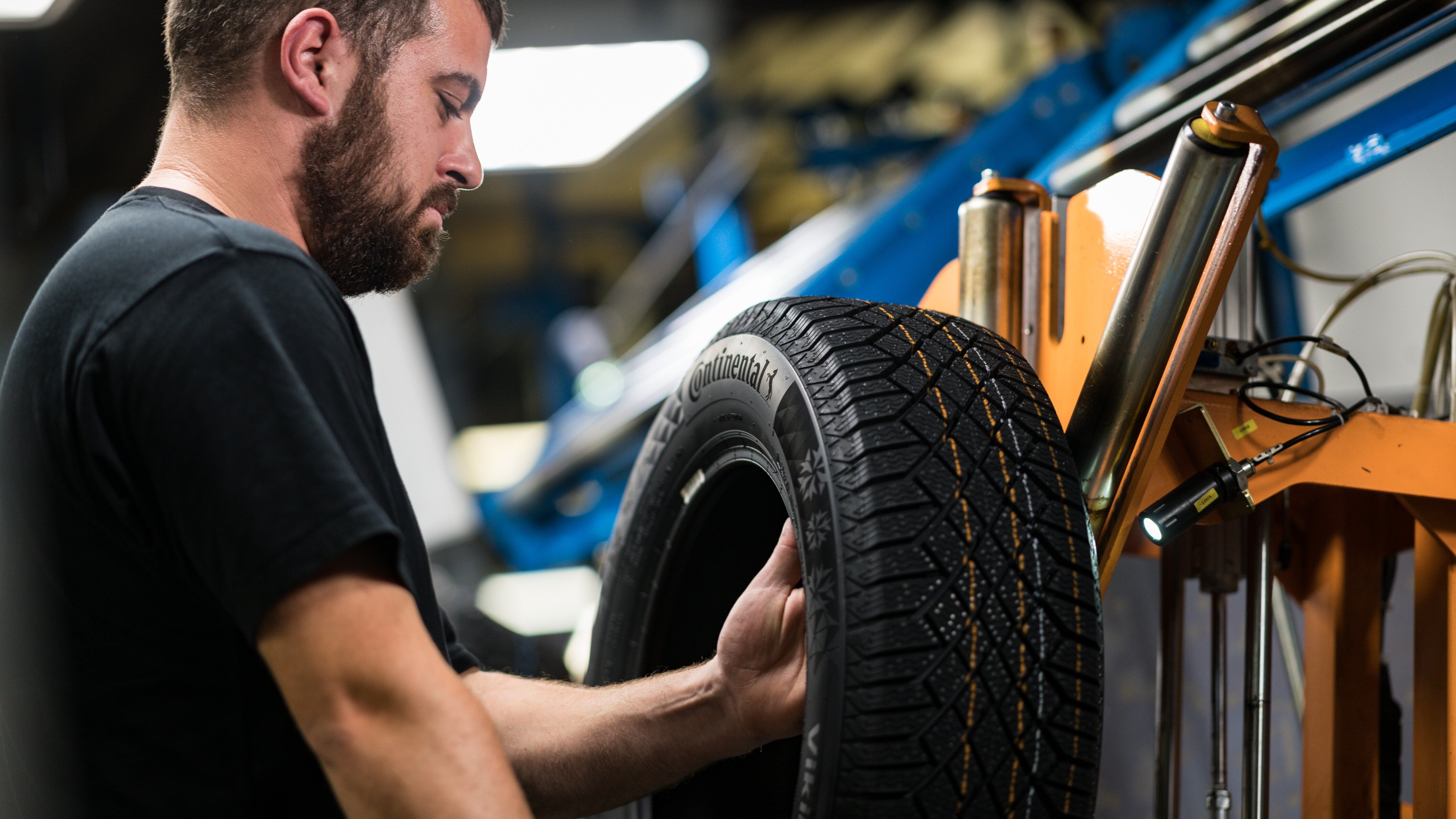 Российский завод Continental возобновил производство шин