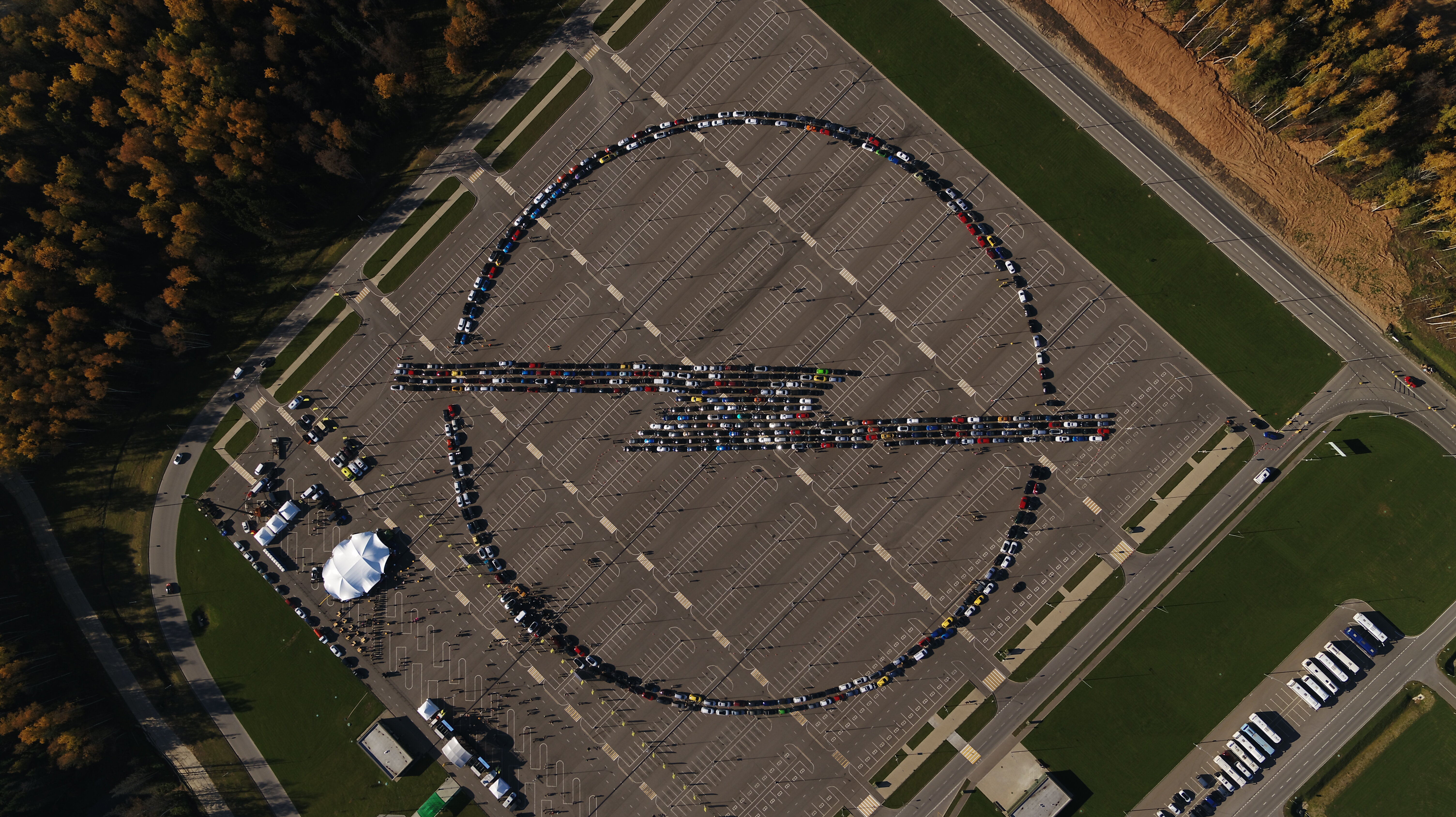 Российские владельцы Opel хотели установить рекорд Гиннесcа: получился только национальный