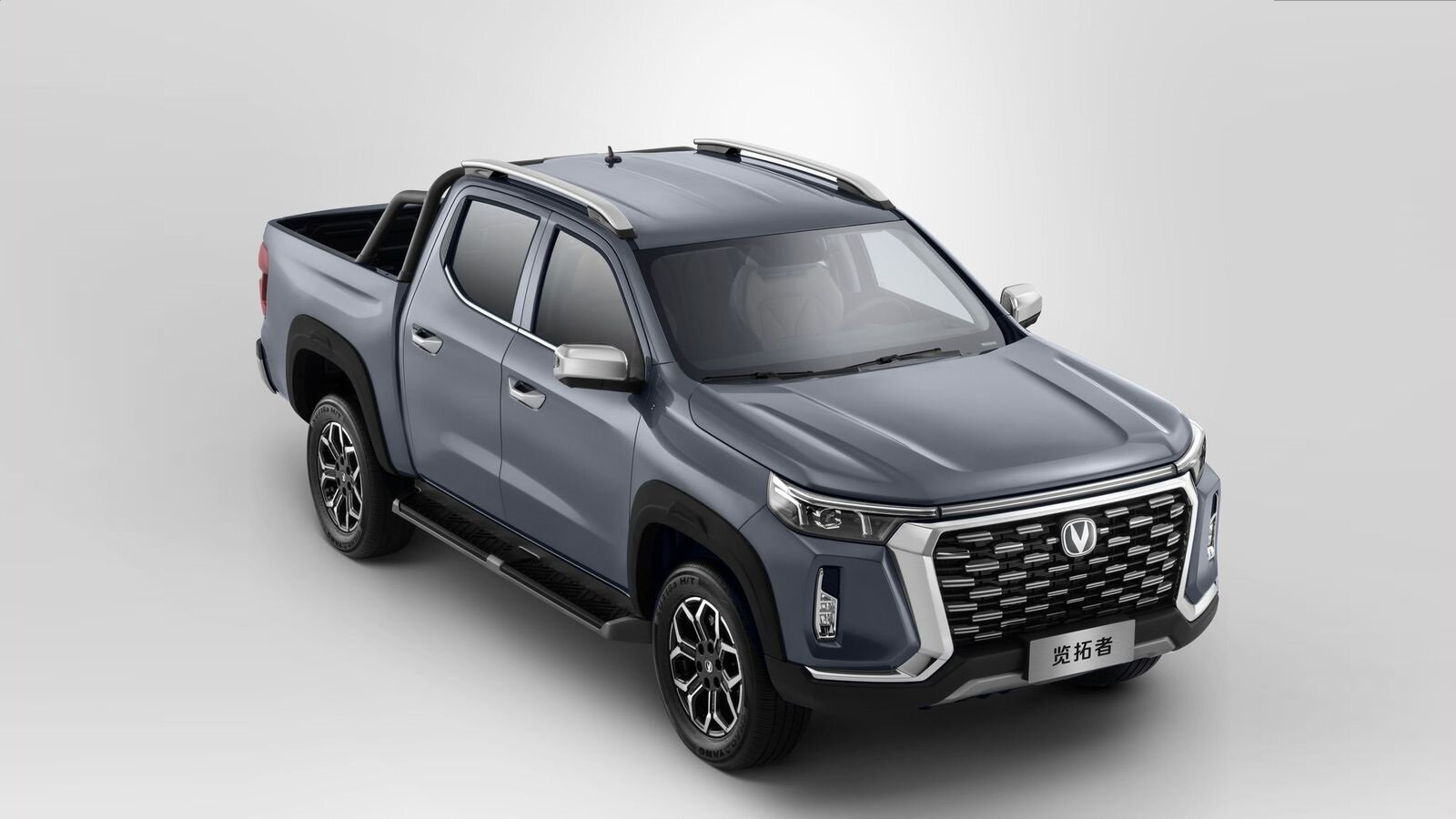 В России стартовали продажи пикапа Changan Hunter Plus: цена и детали оснащения