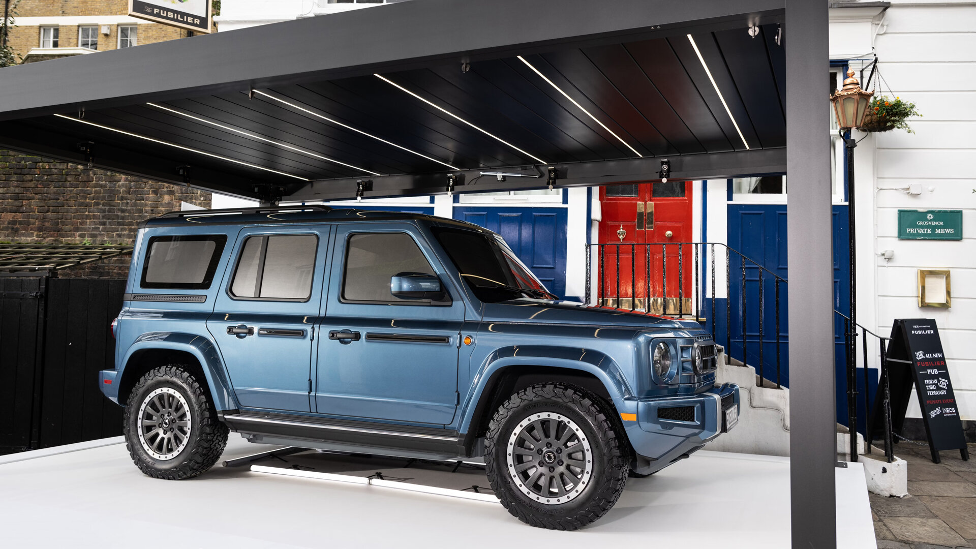 Производитель «наследника Defender» отложил выпуск электрокара