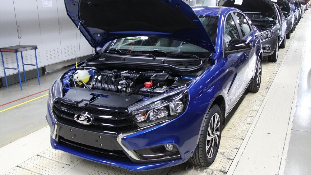 АвтоВАЗ планирует в 2023 году собрать больше Lada Vesta, чем до кризиса