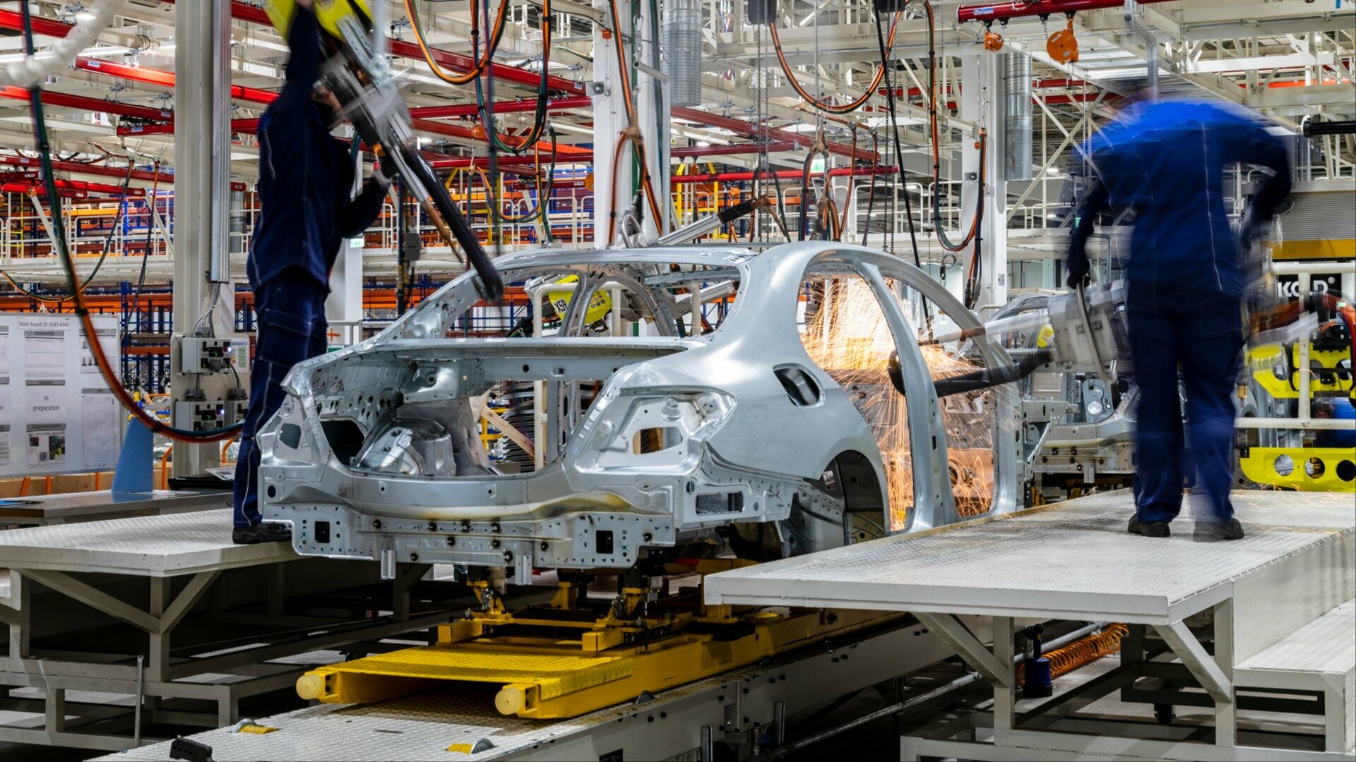 Бывший завод Mercedes-Benz в Подмосковье перезапустят в декабре