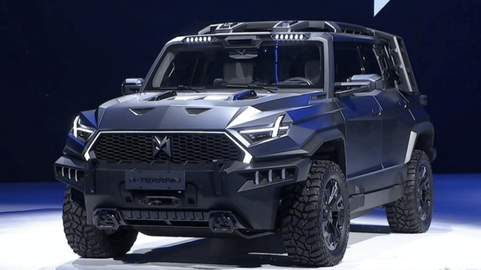 Dongfeng показал электрические пикап и внедорожник мощностью более 1000 лошадиных сил
