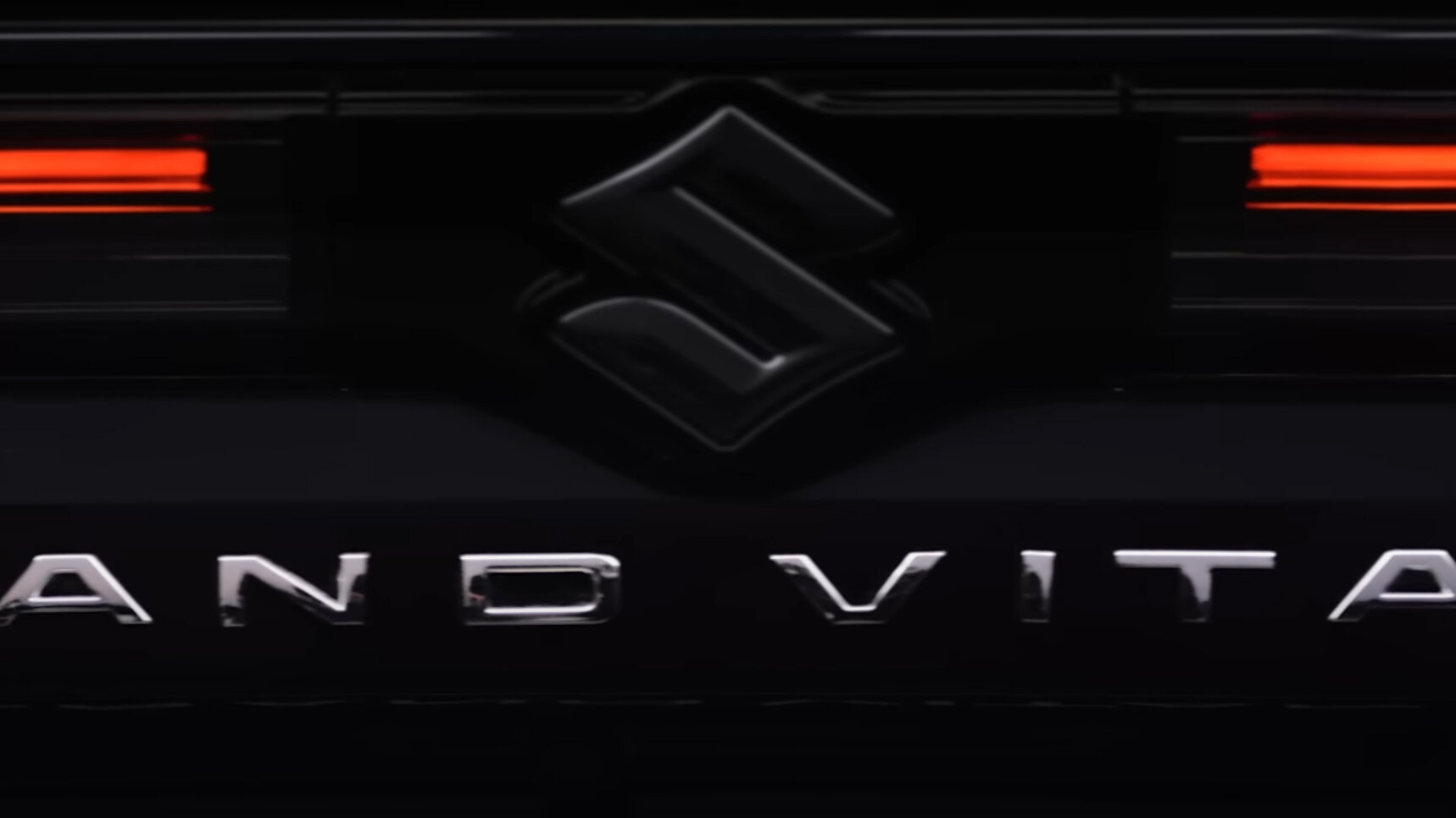 Новый кроссовер от Toyota превратился в Suzuki Grand Vitara