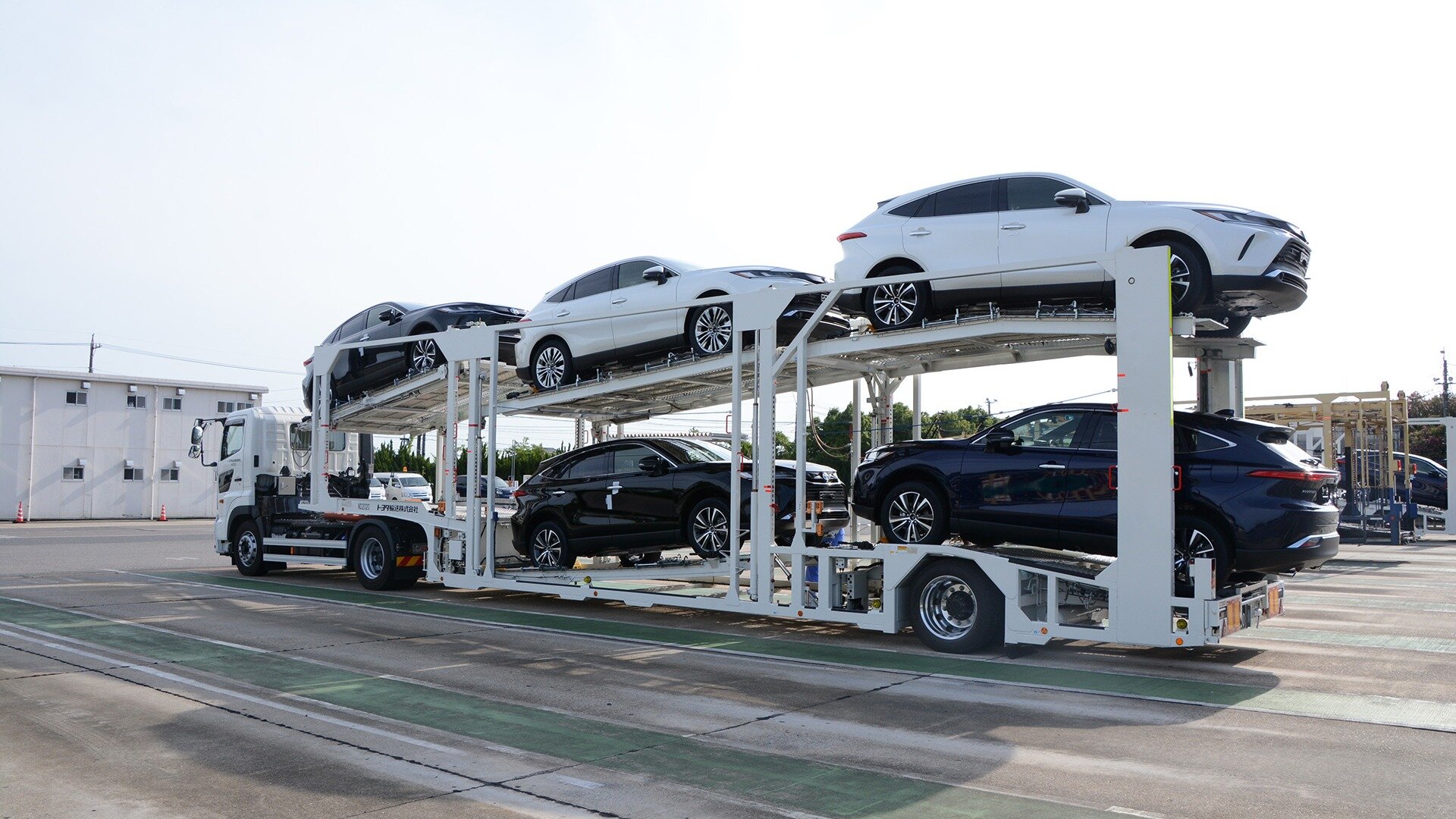 В Россию стали завозить меньше новых автомобилей из Китая