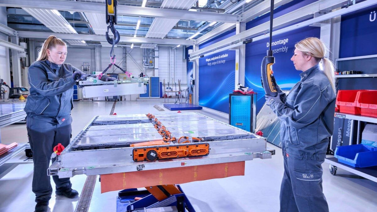 Volkswagen Group построит восемь заводов аккумуляторов за 20 миллиардов евро