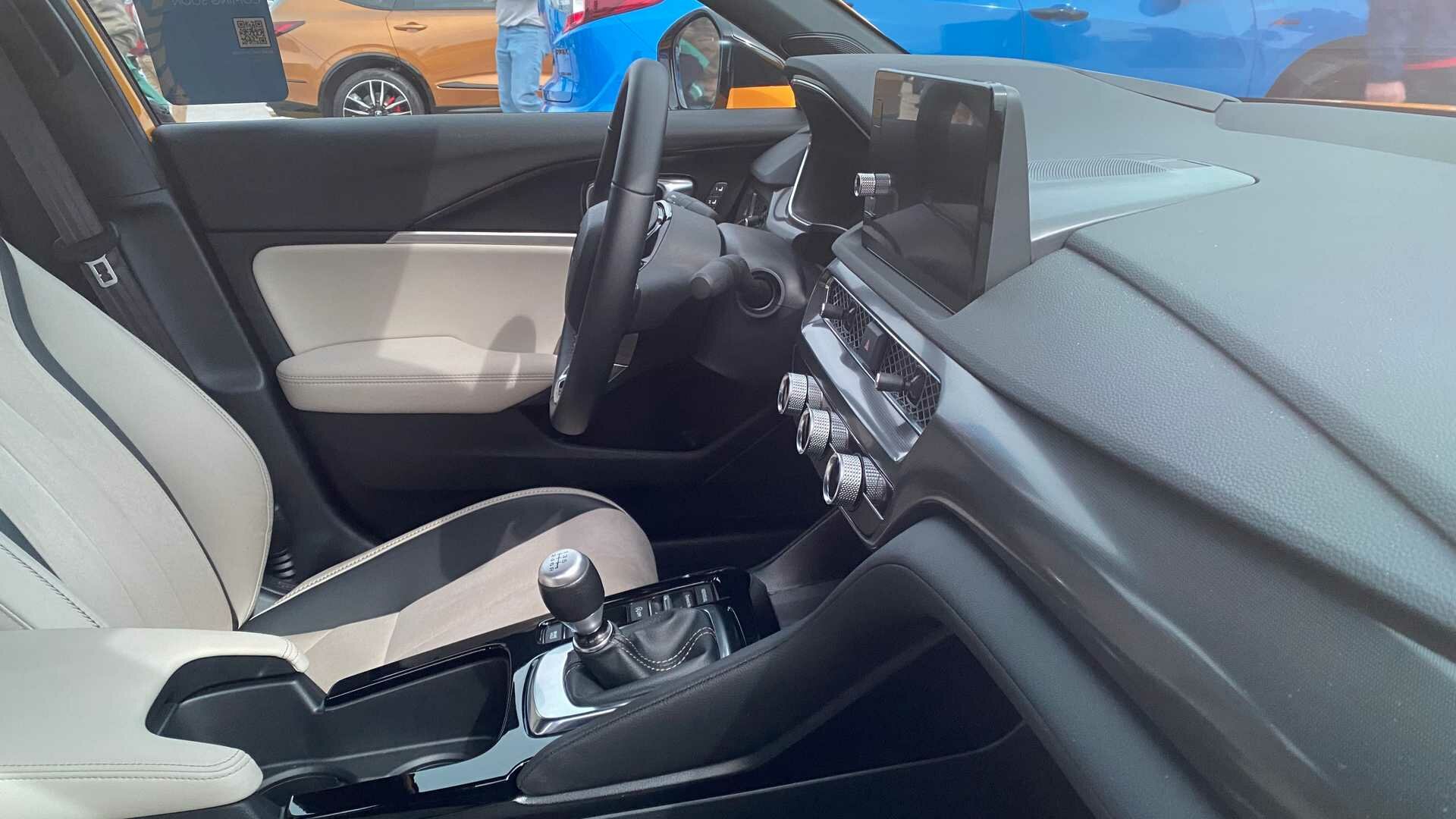 Интерьер возрождённой Acura Integra: первые фотографии