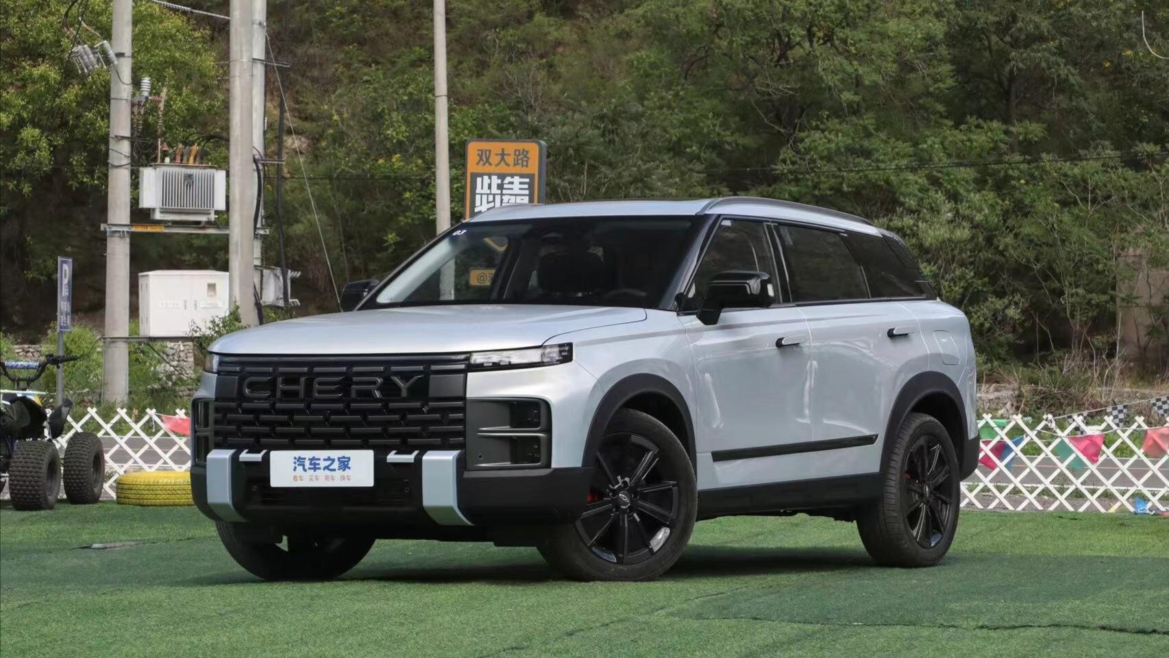 Марка Chery раскрыла характеристики нового кроссовера Tansuo 06