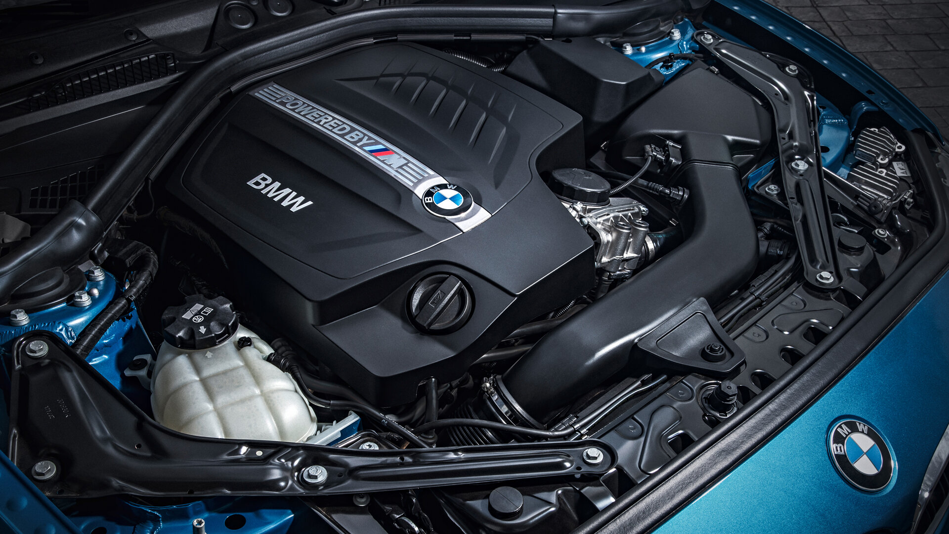 BMW не будет отказываться от разработки ДВС