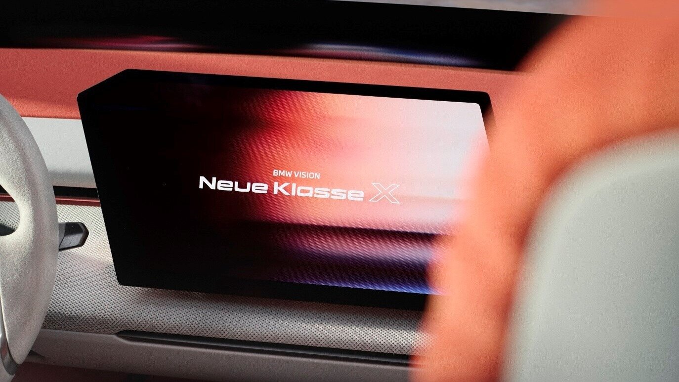 Компания BMW показала салон нового электрокроссовера на платформе Neue Klasse