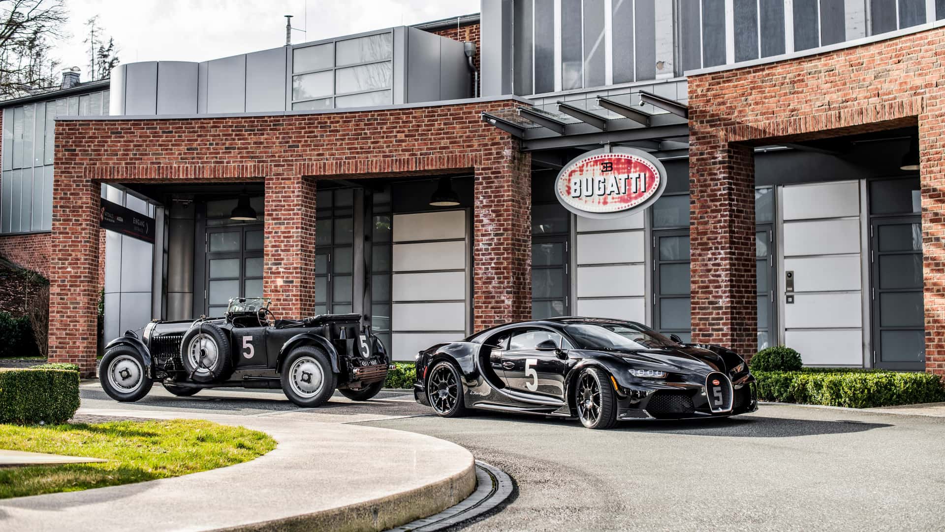 Очень чёрный Bugatti Chiron Super Sport посвятили дебюту марки в Ле-Мане