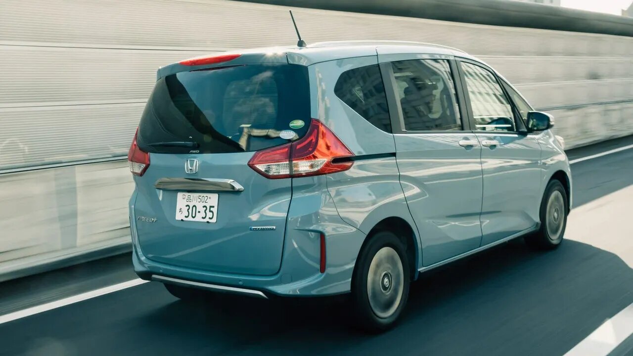 Импорт подержанных автомобилей из Японии в Россию вырос на треть