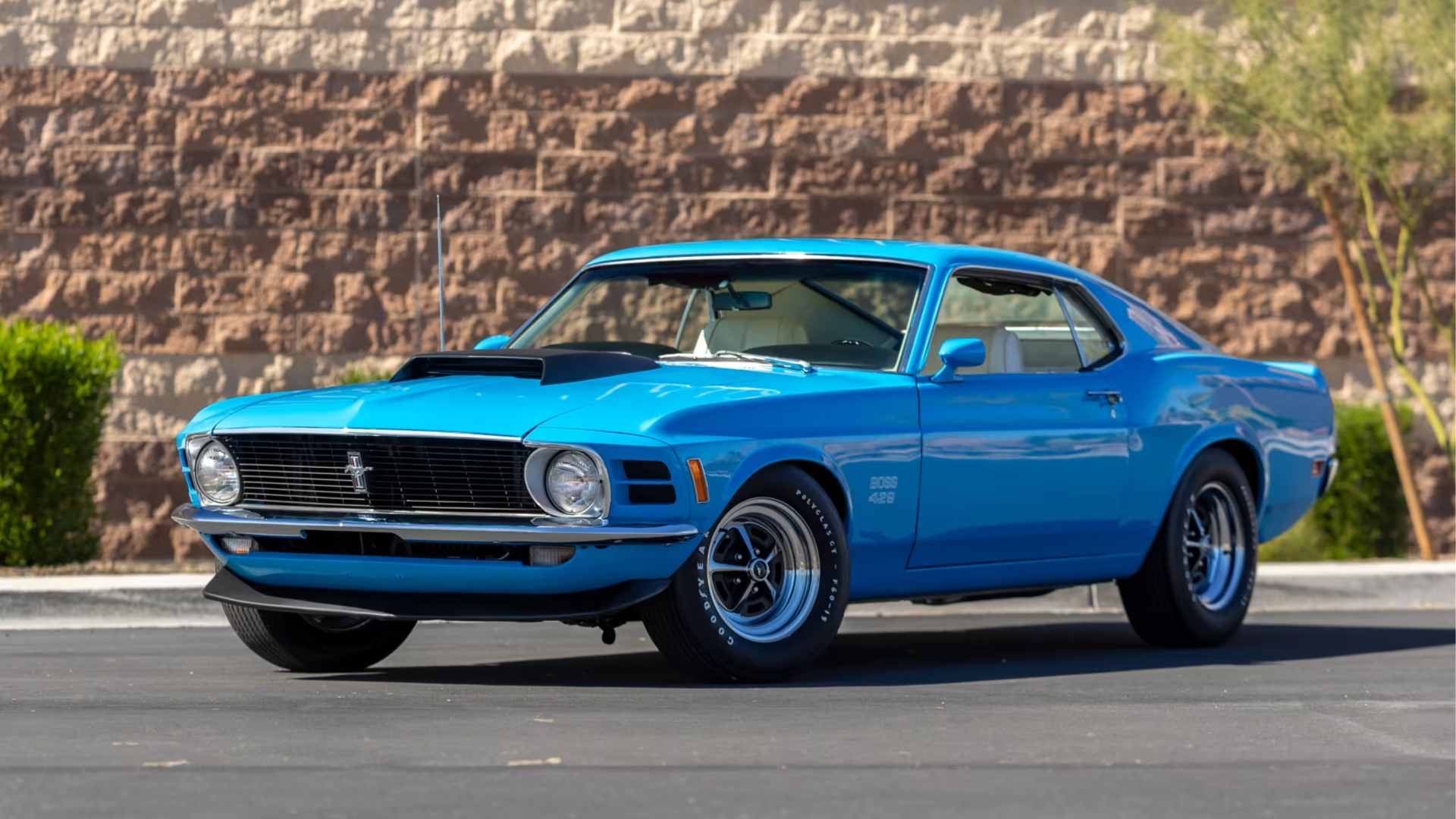 Редкий 54-летний Mustang продали впятеро дороже нового