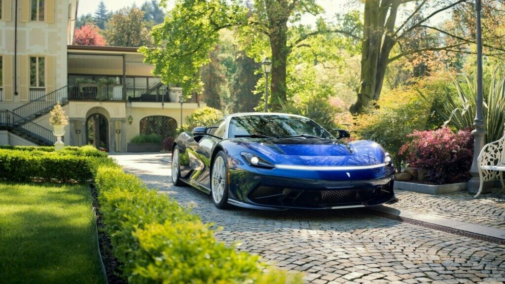 Гиперкар Pininfarina Battista получил спецверсию в честь экспериментальной Лянчи из 1950-х