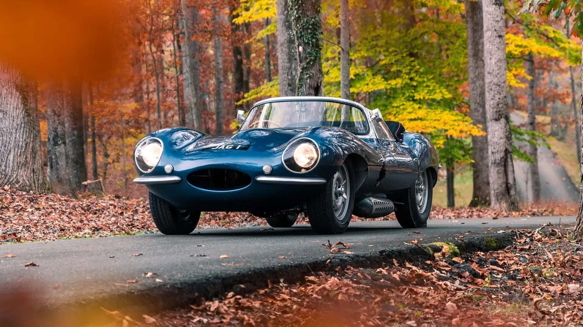 До 14 миллионов долларов рассчитывают выручить за редчайший Jaguar XKSS на аукционе