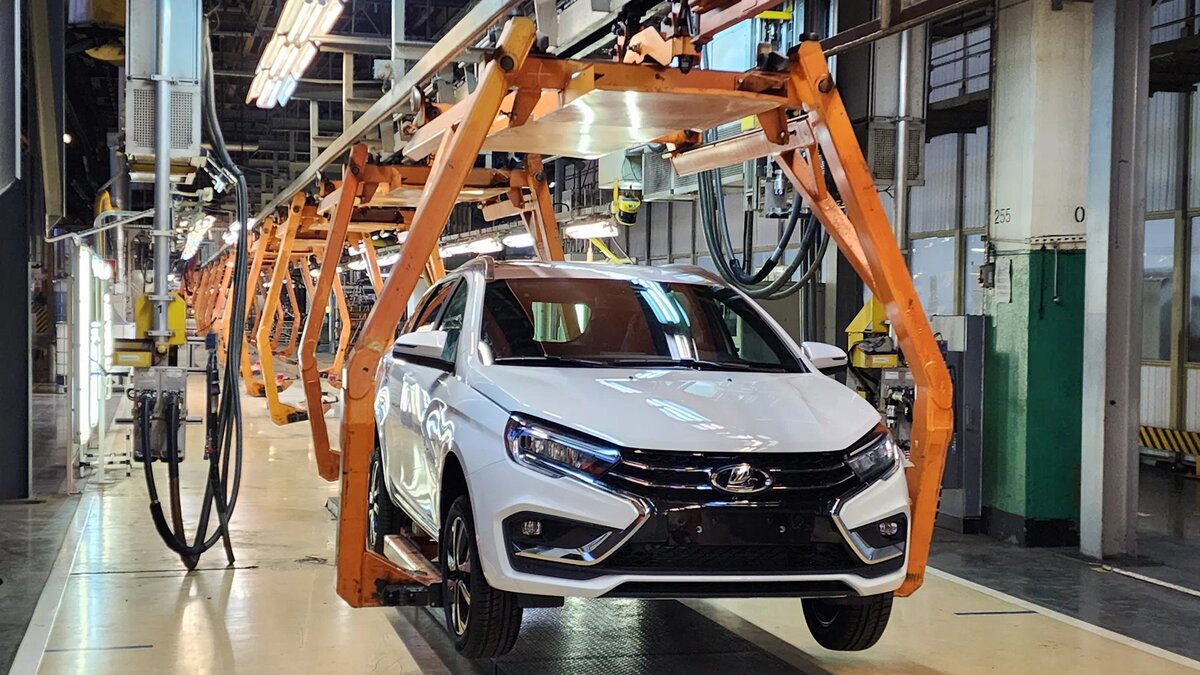 АвтоВАЗ в 2023 году планирует отправить на экспорт 20 тысяч автомобилей 