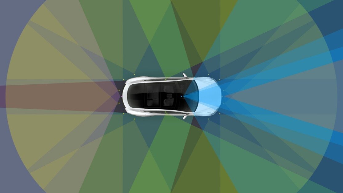 Tesla отложила премьеру роботакси на два месяца