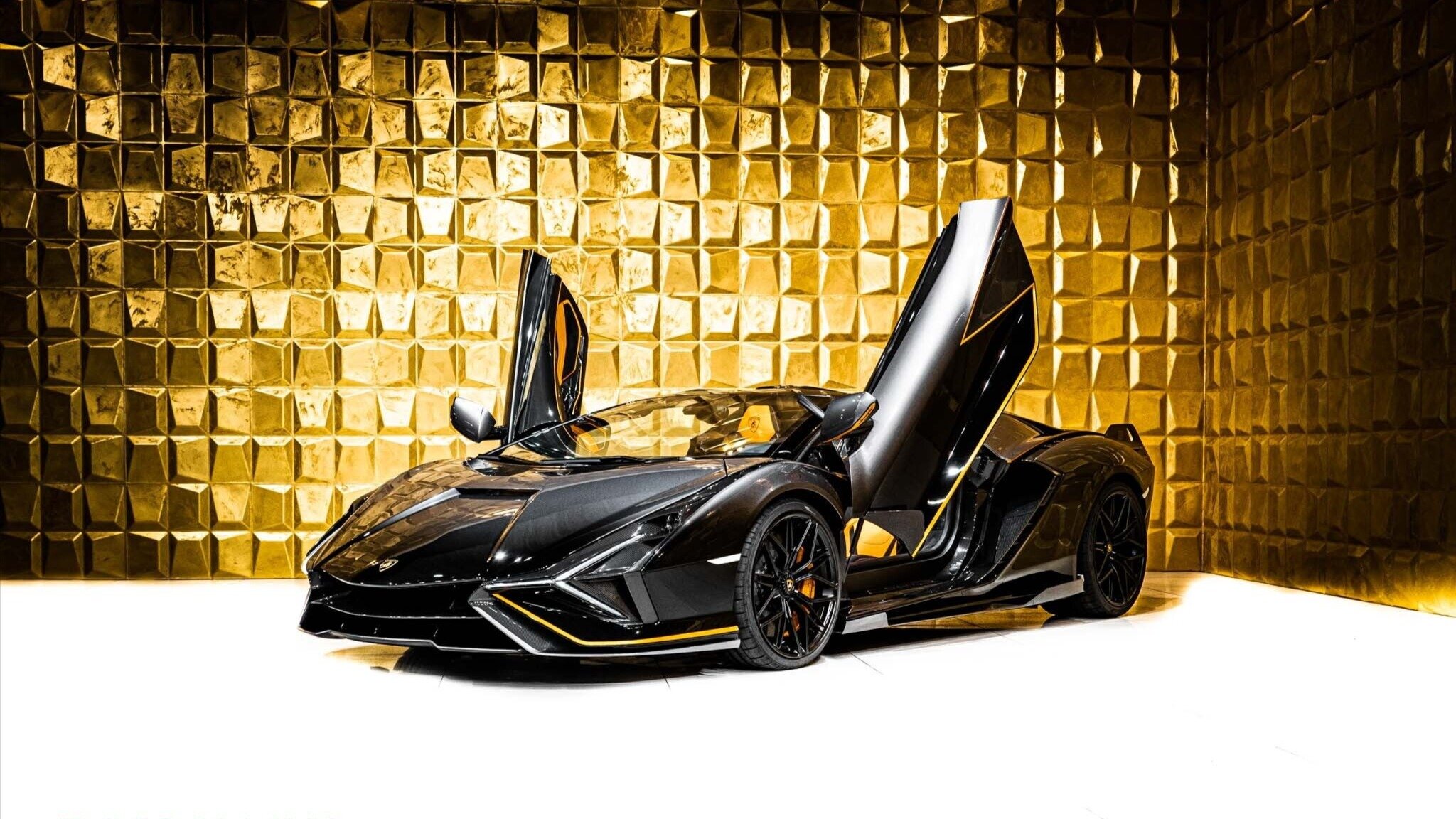 Очень редкий Lamborghini оценили в стоимость 10 Revuelto