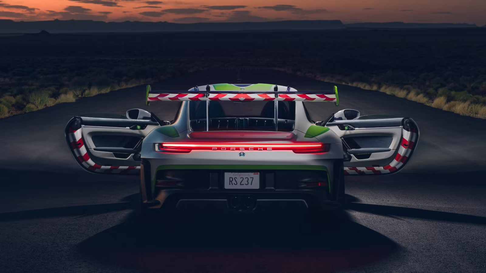 Мультяшные Porsche 911 продали минимум за 3 миллиона долларов