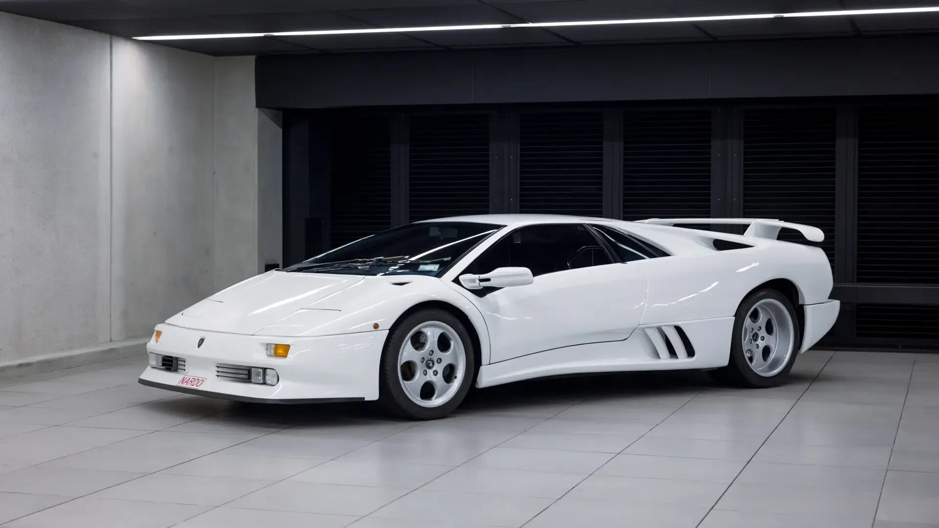 На торги выставили уникальный Lamborghini из гаража королевской семьи Брунея