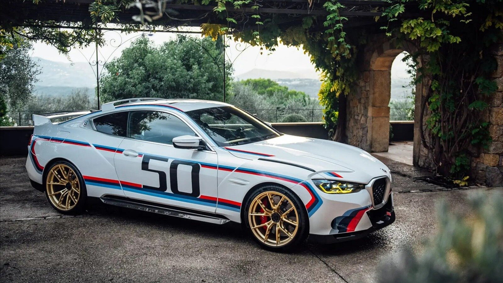 Редчайшее купе BMW 3.0 CSL планируют продать вдвое дороже заводской цены