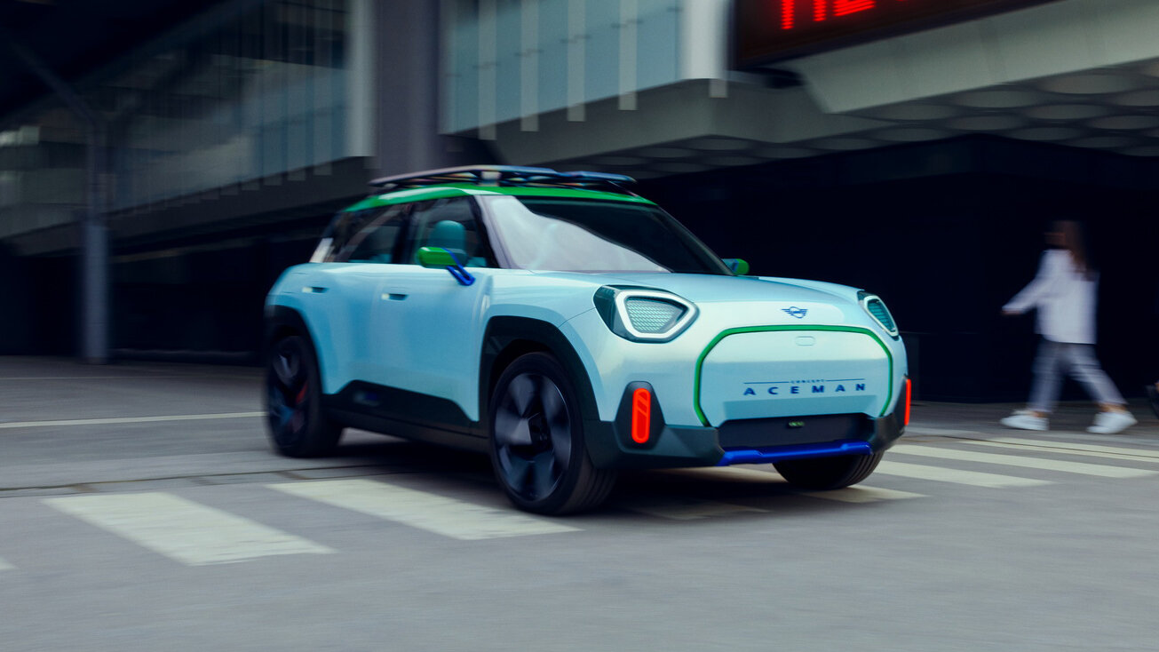MINI представила прототип электрокроссовера Aceman, раскрывающий дизайн её будущих моделей 