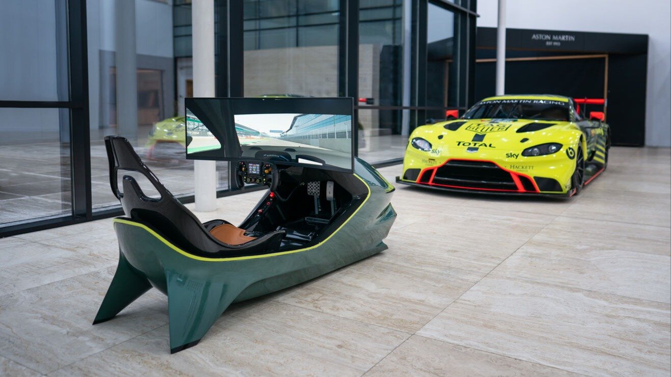 Aston Martin выпустил для геймеров гоночный симулятор по цене Porsche Cayman