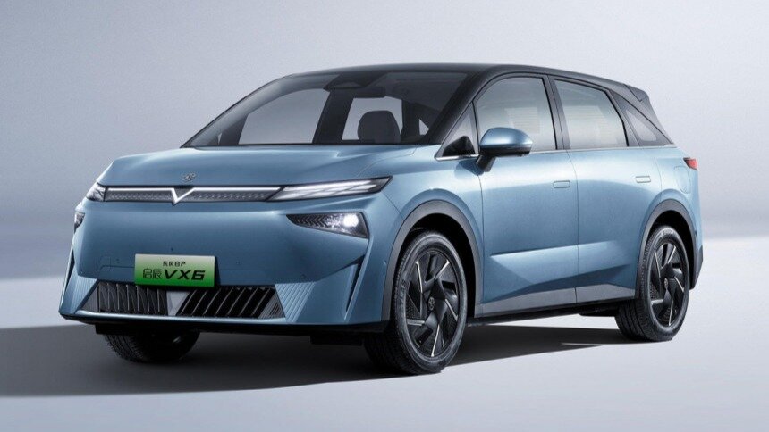 Кроссовер Venucia VX6 от СП Nissan Dongfeng оказался без японских корней