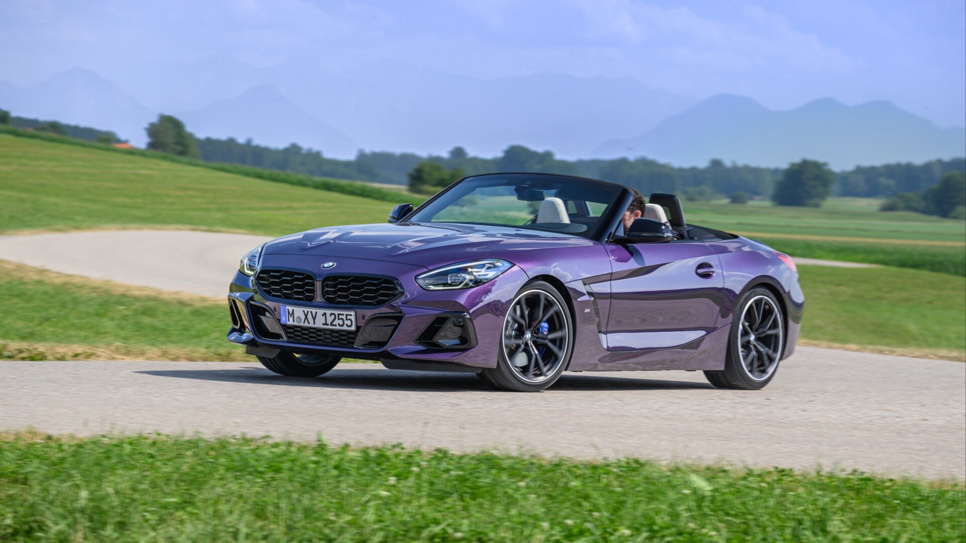 У BMW Z4 появится механическая коробка