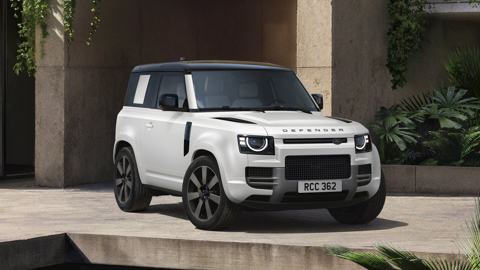 Land Rover Defender получил городскую спецверсию и стал слабее