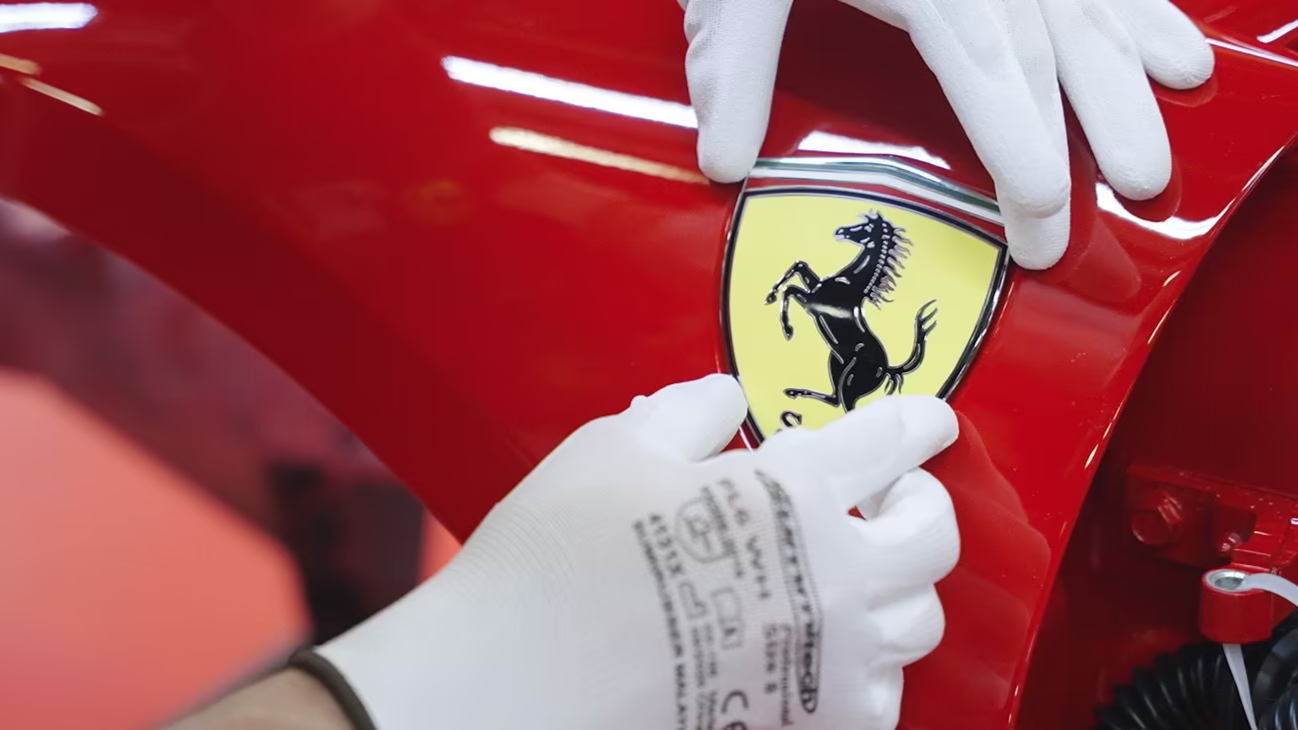 Работники Ferrari получат годовые премии размером больше цены Lada Granta