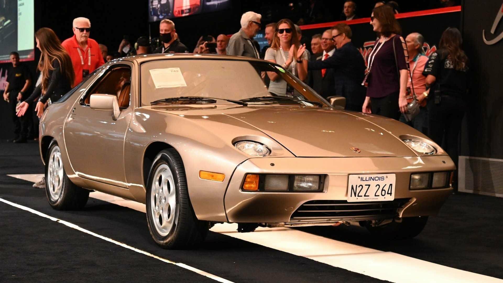 Старый Porsche 928 продали за рекордную сумму