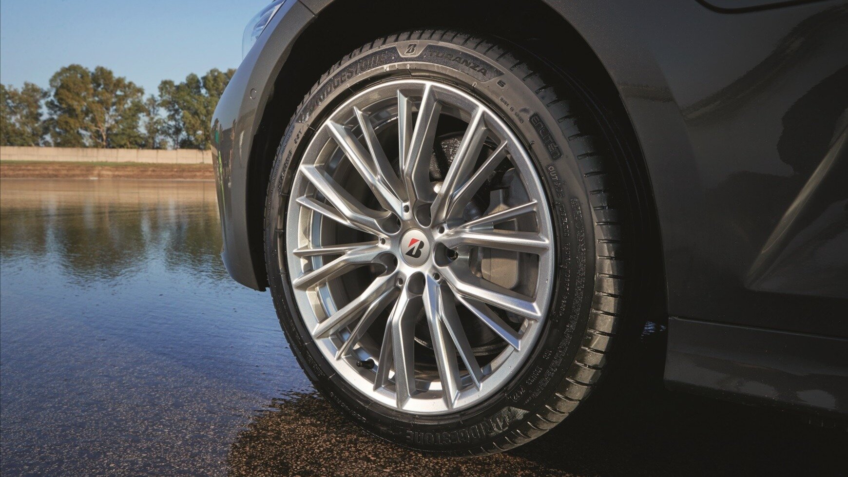 Назван покупатель российского завода Bridgestone: ранее он купил Continental