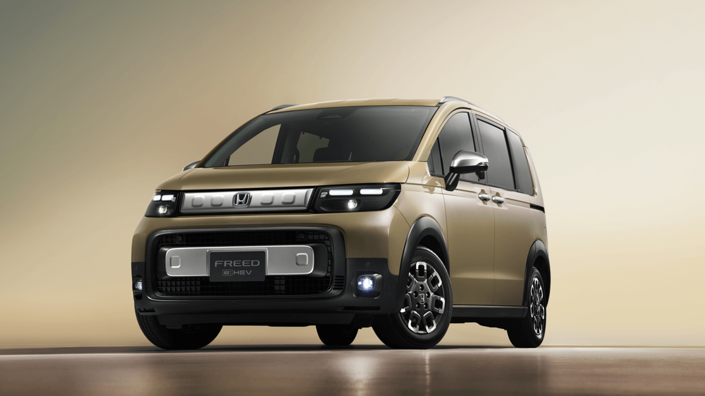 Компактвэн Honda Freed сменил поколение: первые официальные фото