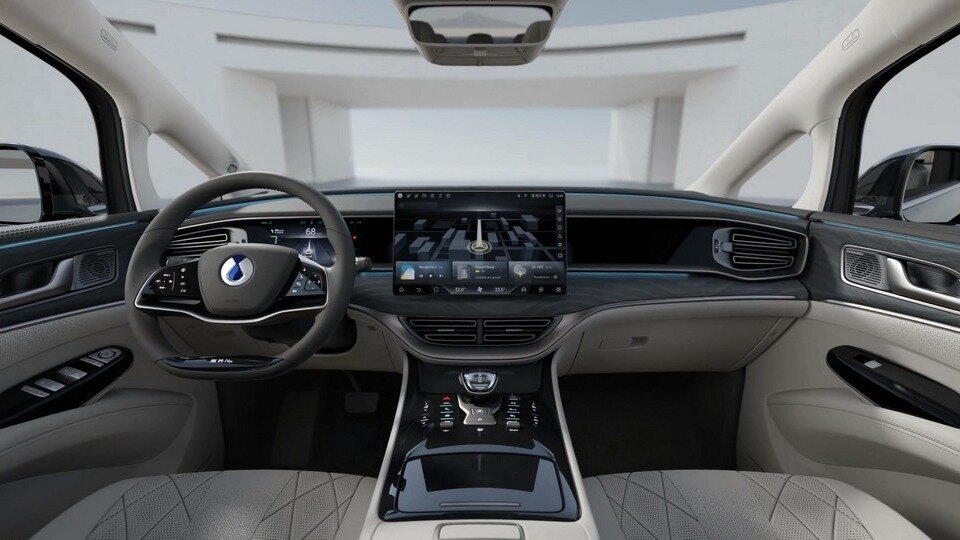Салон роскошного китайского минивэна Denza D9 показали на фото