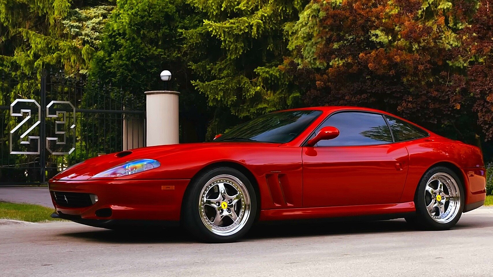 Пропавшую Ferrari Майкла Джордана нашли спустя 24 года
