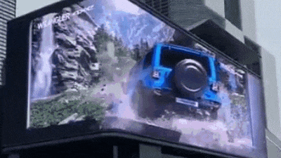 Посмотрите на очень крутую видеорекламу Jeep Wrangler 
